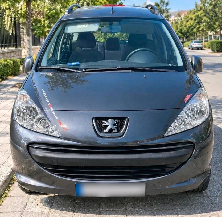 Peugeot 207