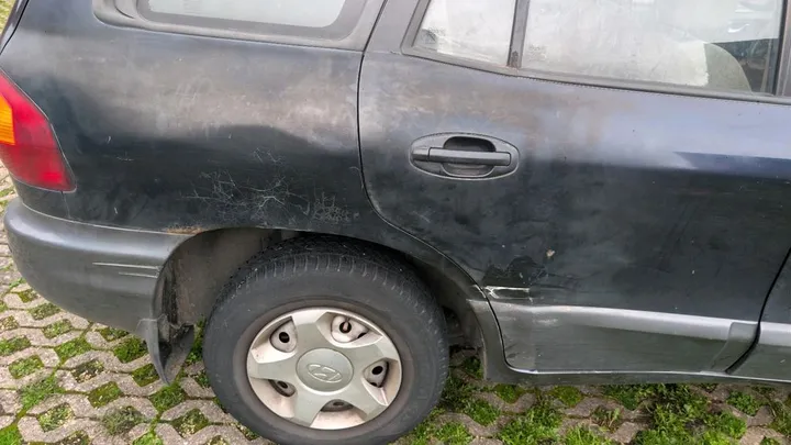 Hyundai SANTA FE