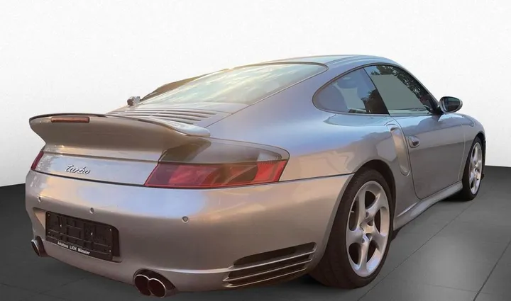 Porsche 996
