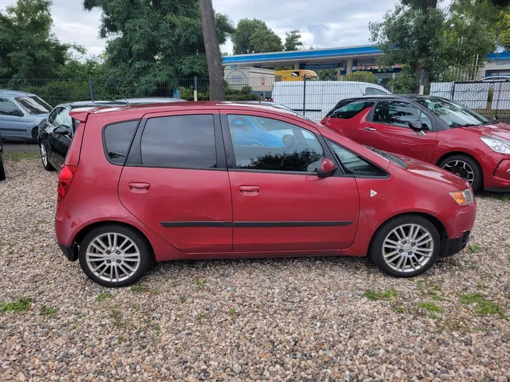 Mitsubishi Colt