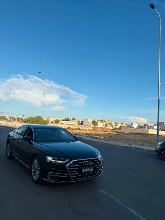 Audi A8