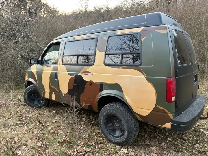 Chevrolet Astro