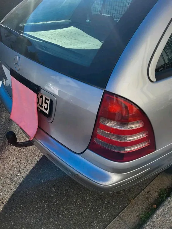 Mercedes-Benz C 220
