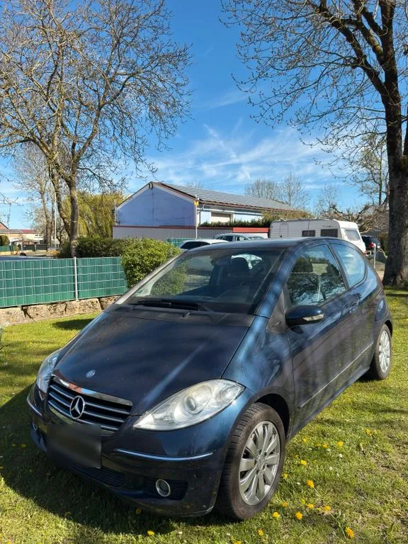 Mercedes-Benz A 200