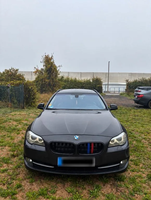BMW 525