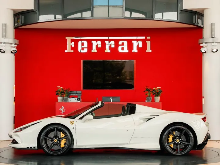 Ferrari F8