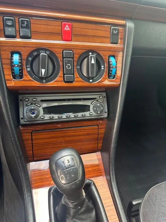 Mercedes-Benz E 250
