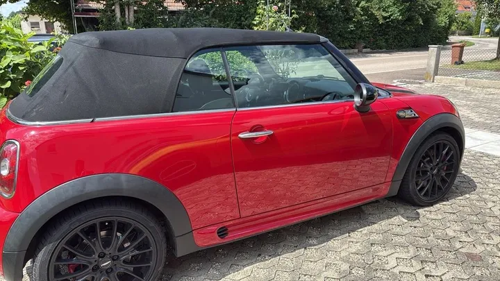 MINI John Cooper Works Cabrio