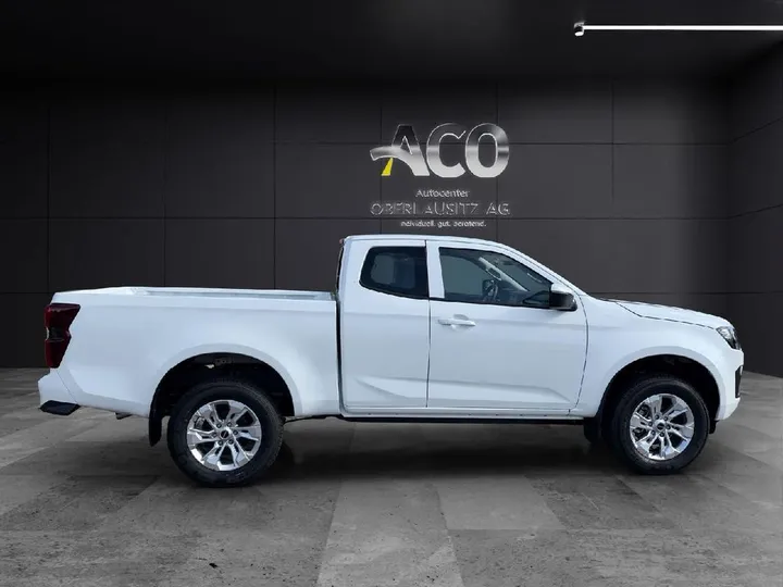 Isuzu D-Max