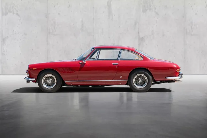 Ferrari 330