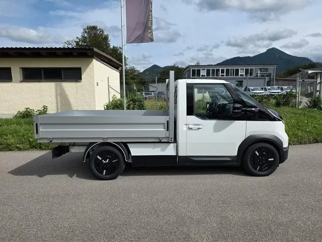 Kia PV5