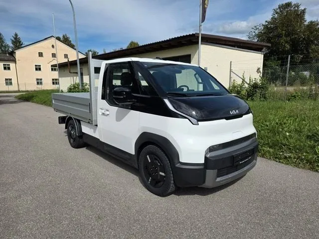 Kia PV5
