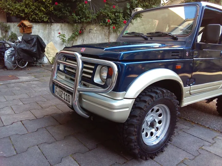 Suzuki SJ Samurai