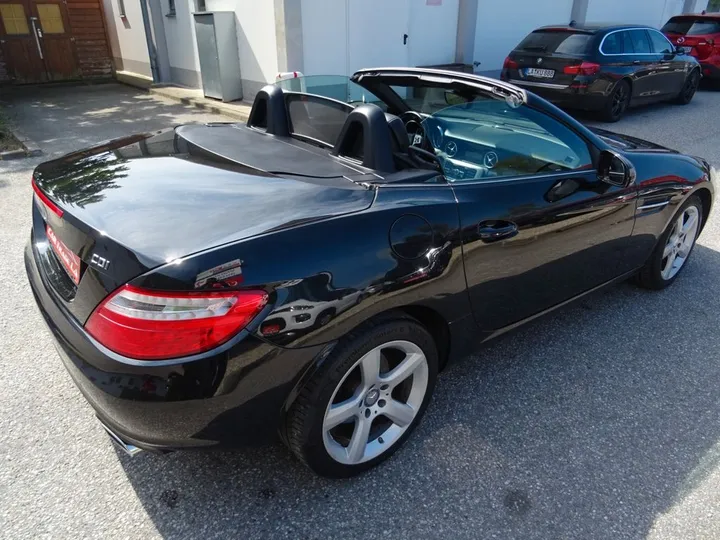 Mercedes-Benz SLK 250