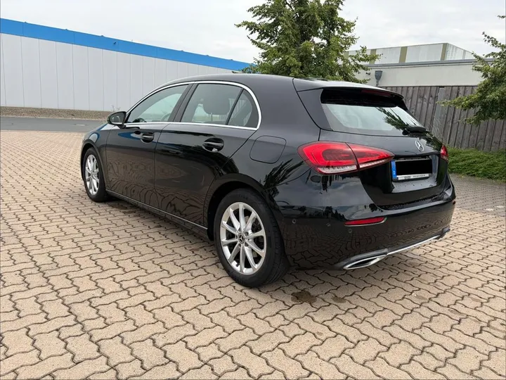 Mercedes-Benz A 200
