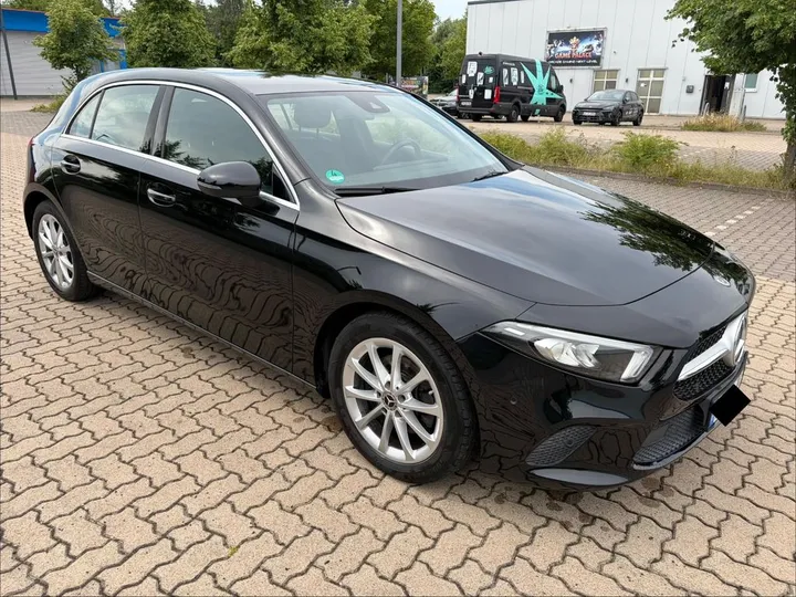 Mercedes-Benz A 200