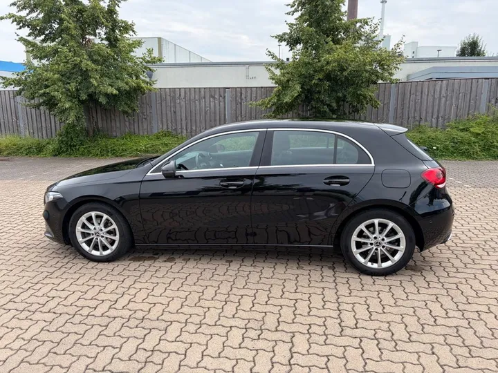 Mercedes-Benz A 200