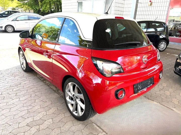 Opel Adam