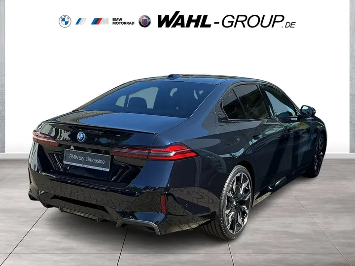 BMW 550