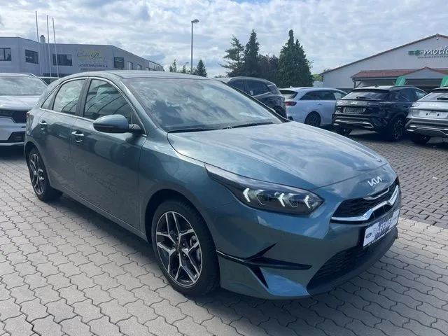 Kia cee'd / Ceed