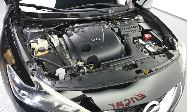 Nissan Maxima