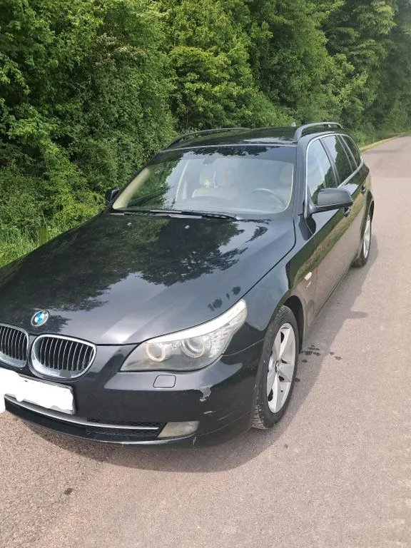 BMW 525