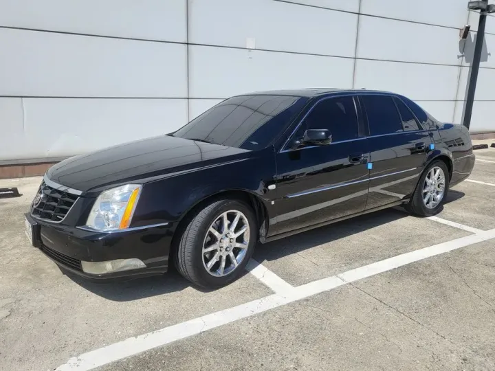 Cadillac DTS