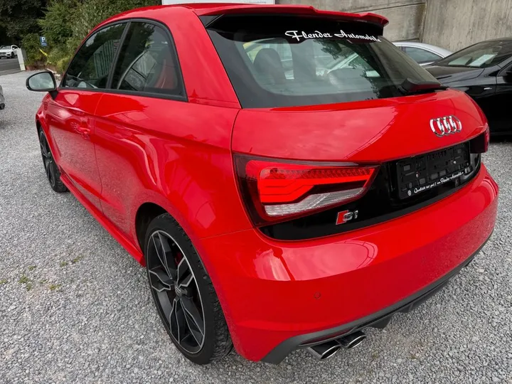 Audi S1