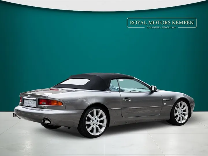 Aston Martin DB7