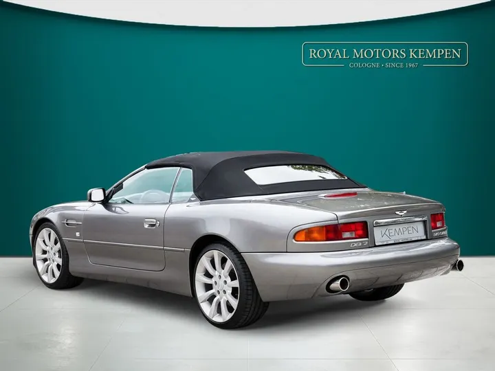 Aston Martin DB7