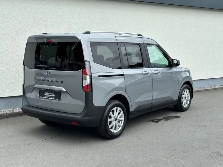 Ford Tourneo Courier