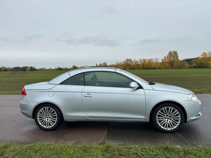 Volkswagen Eos