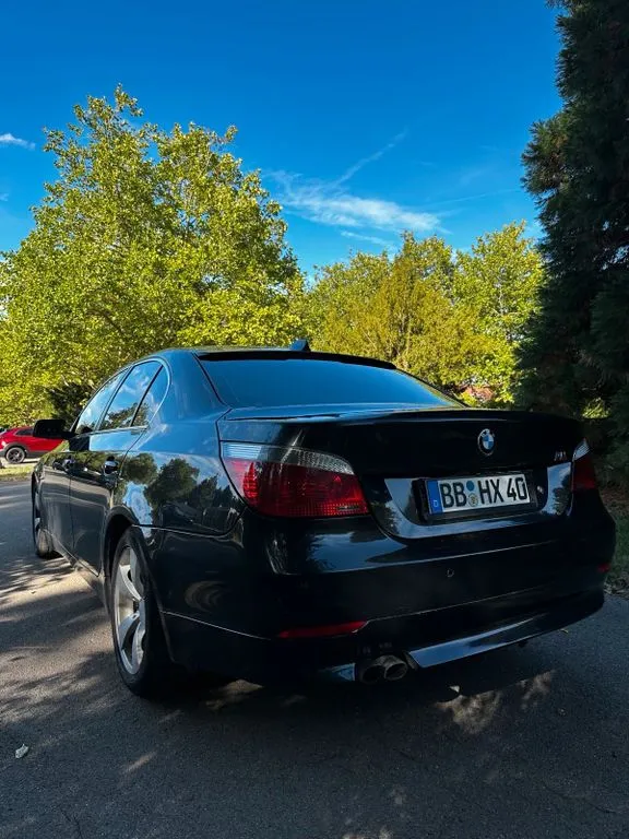 BMW 520
