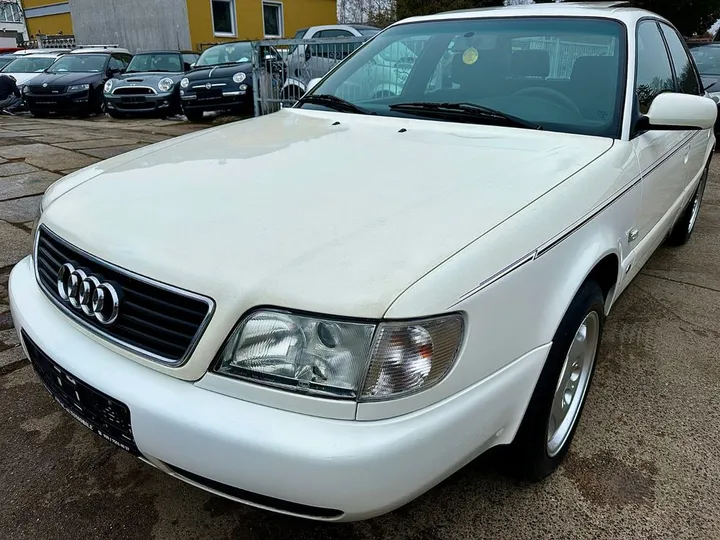 Audi 100