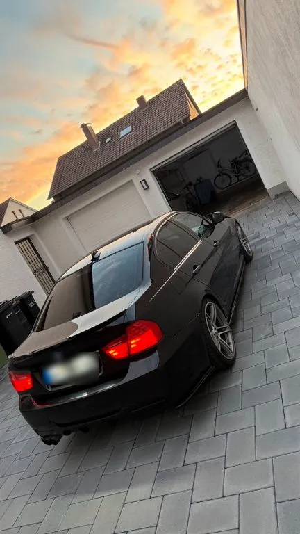 BMW 325