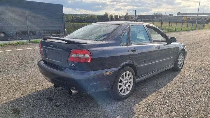 Volvo S40