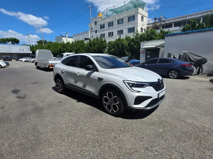 Renault-KoreaSamsung Arkana