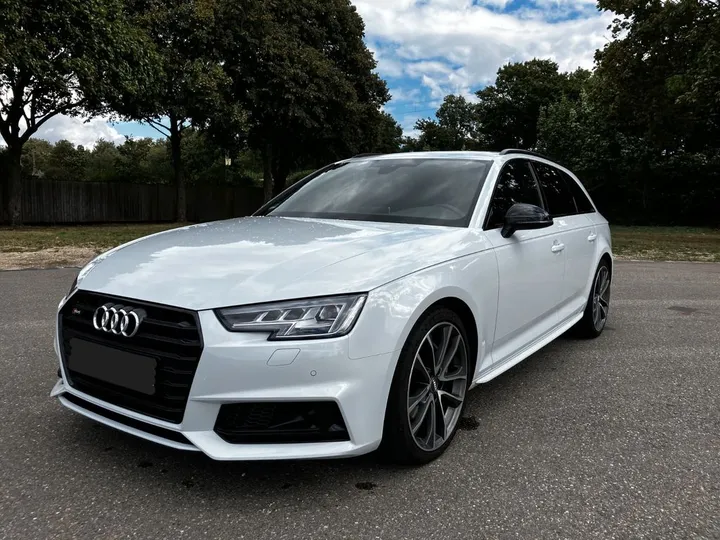 Audi S4