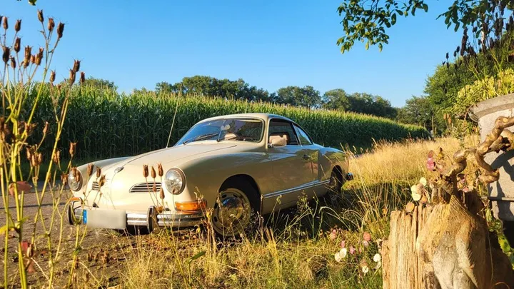 Volkswagen Karmann Ghia