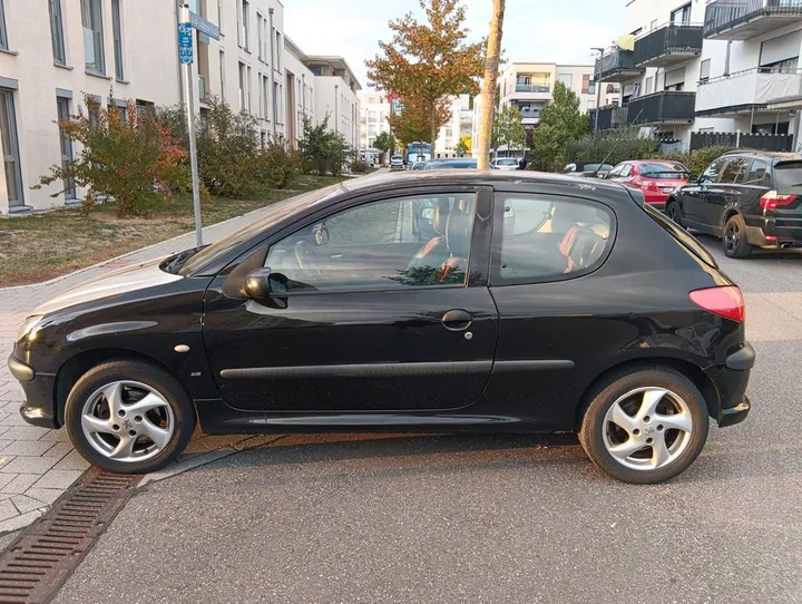 Peugeot 206