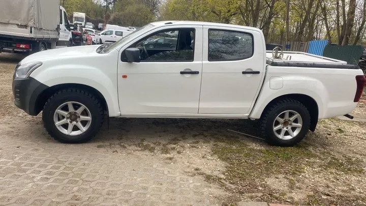 Isuzu D-Max