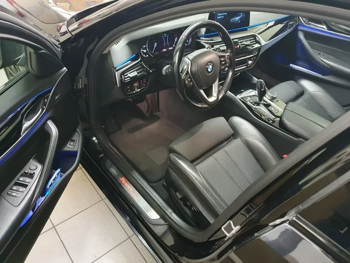 BMW 520