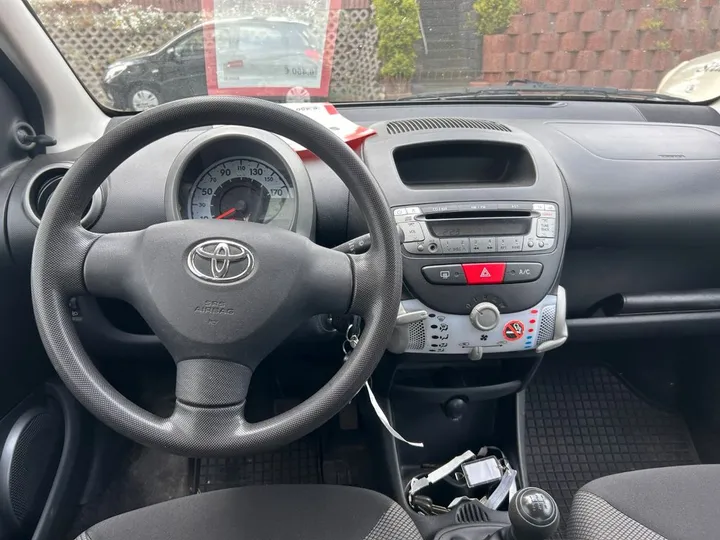 Toyota Aygo (X)