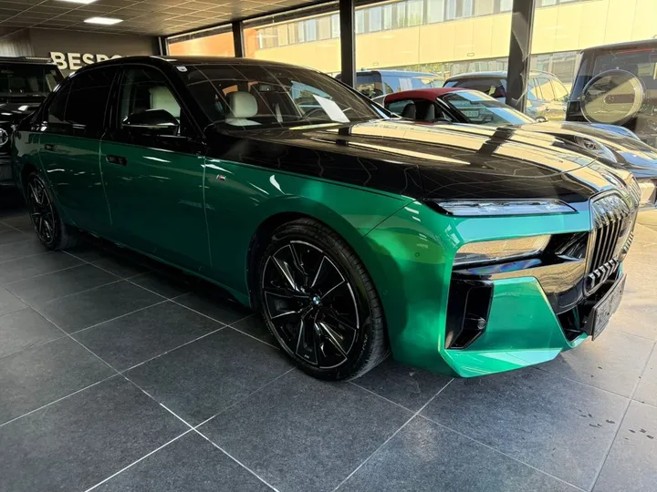 BMW 740