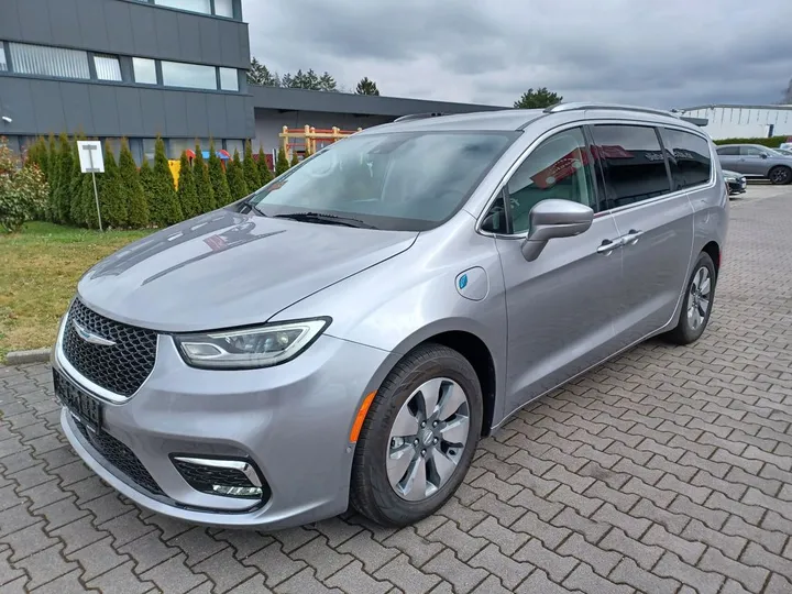 Chrysler Pacifica