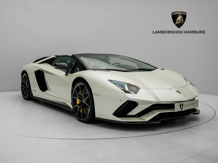 Lamborghini Aventador