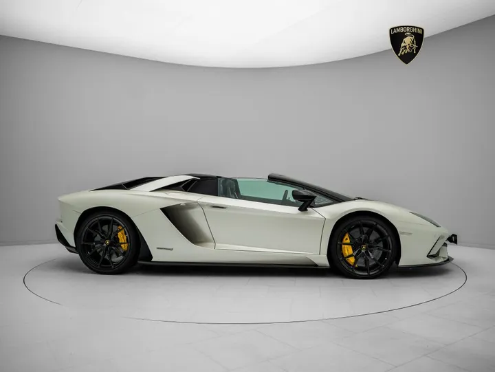 Lamborghini Aventador