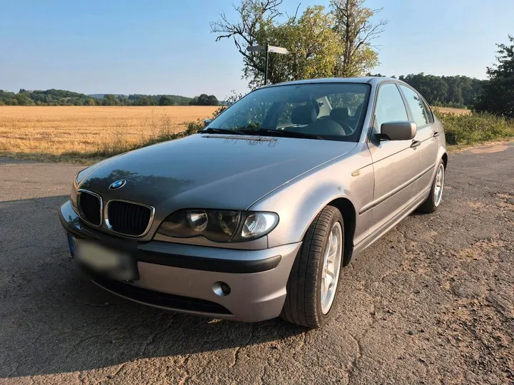 BMW 320