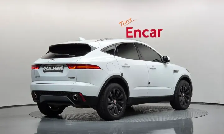 Jaguar E-PACE