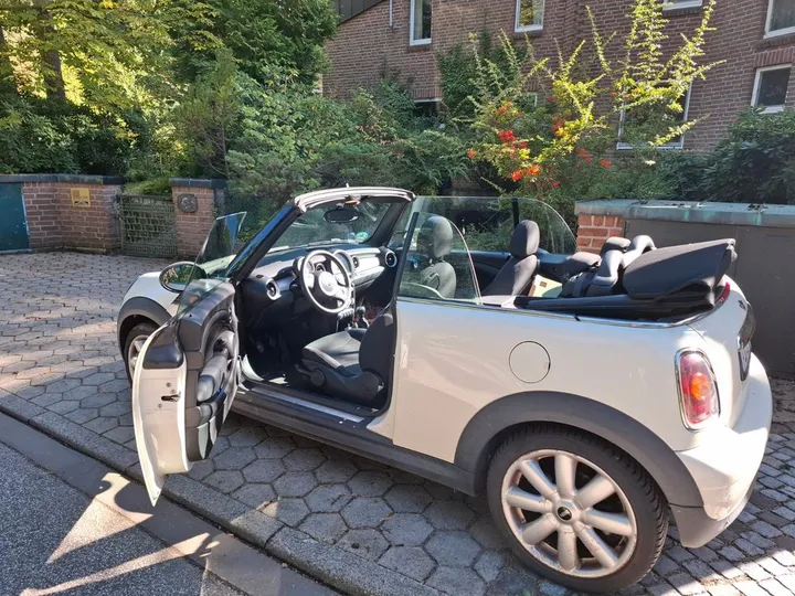 MINI Cooper Cabrio